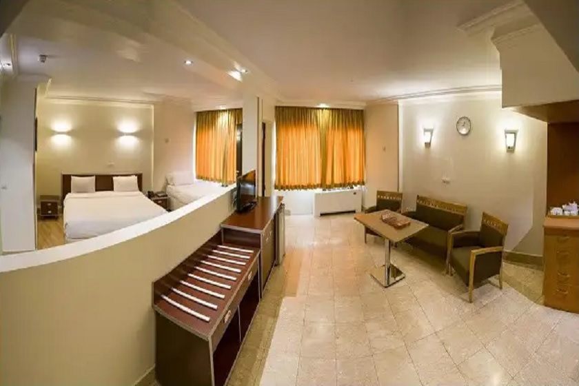 هتل پیروزی اصفهان - سوئیت دو نفره سانترال چشم انداز