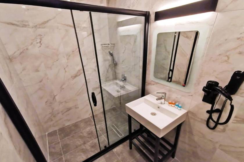 Luxx Garden Hotel - Budget Double Room