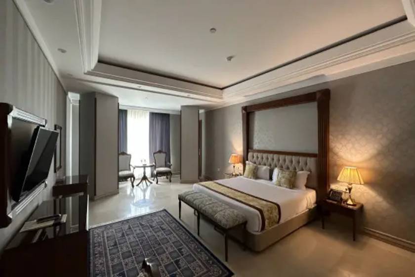 هتل ویستریا تهران - اتاق دو تخته کینگ دبل (اقامت با صبحانه)