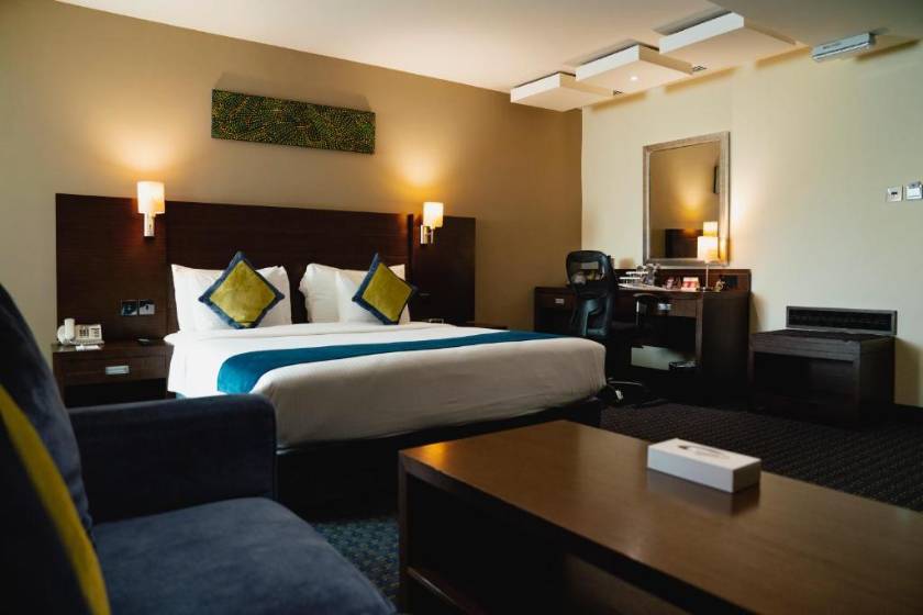 Best Western Premier Muscat - King Suite with Mountain View - Smoking