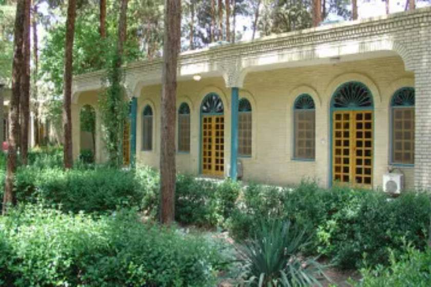 هتل صفائیه یزد - اتاق یک تخته هتل باغ