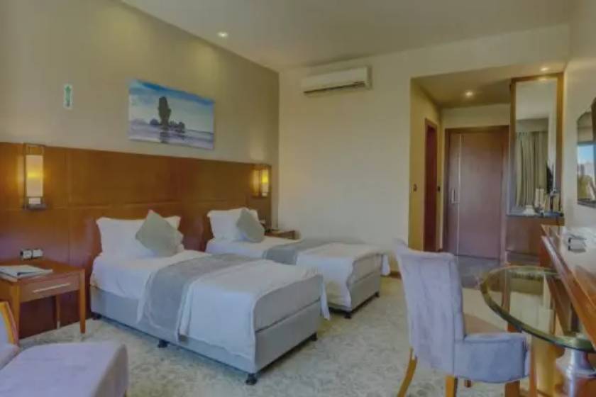 هتل میراژ کیش - اتاق تویین استاندارد ( چشم انداز به دریا ) (اقامت با صبحانه)