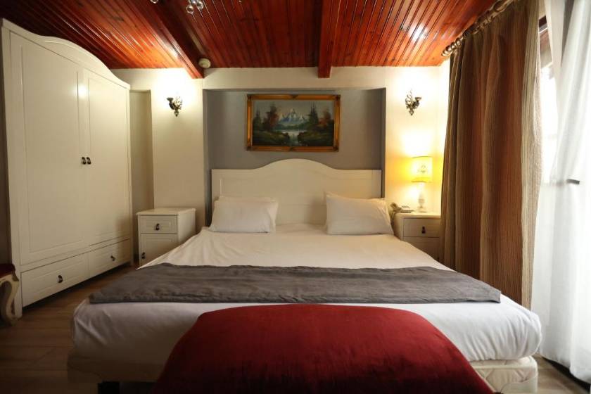 Asmali Hotel - Deluxe Double Room with Balcony
