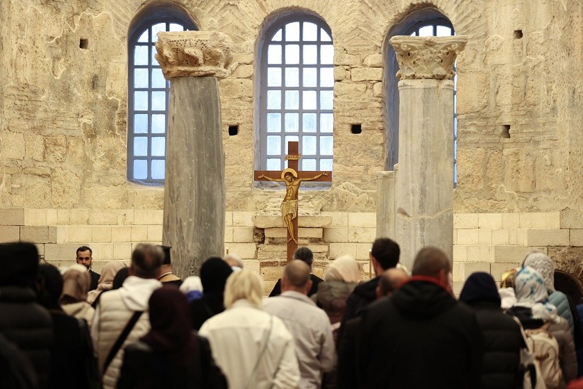 امکانات کلیسای سنت نیکلاس آنتالیا