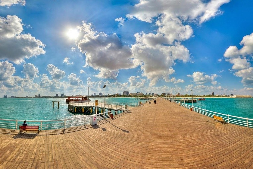 اسکله بزرگ تفریحی کیش