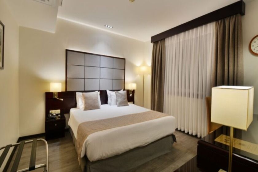 هتل الیزه شیراز - سوییت جونیور