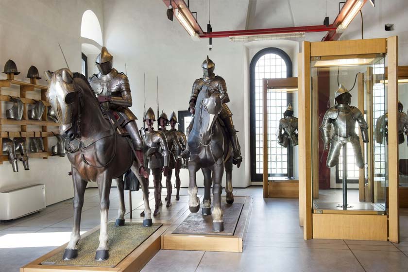 موزه اسلحه قدیمی 