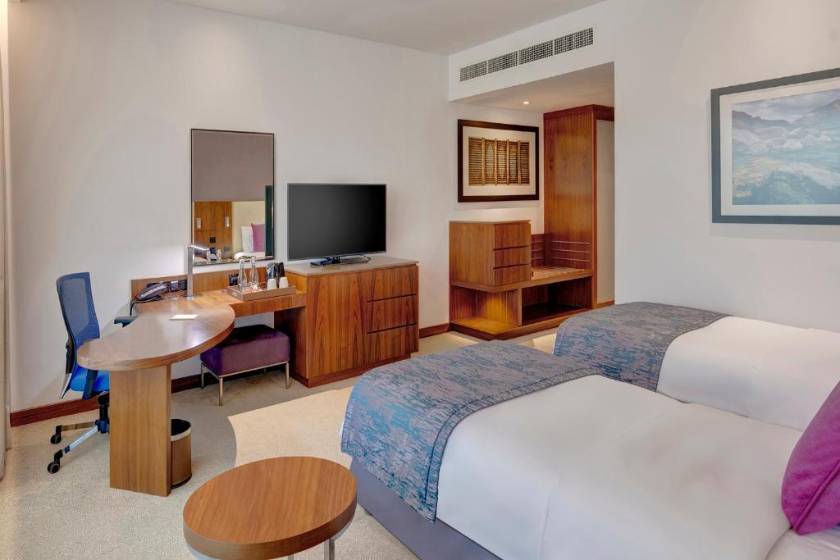 Crowne Plaza Muscat OCEC by IHG - Standard Twin Room with Mountain View