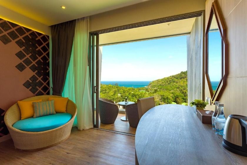 Crest Resort & Pool Villas SHA Extra Plus Phuket - Deluxe Seaview