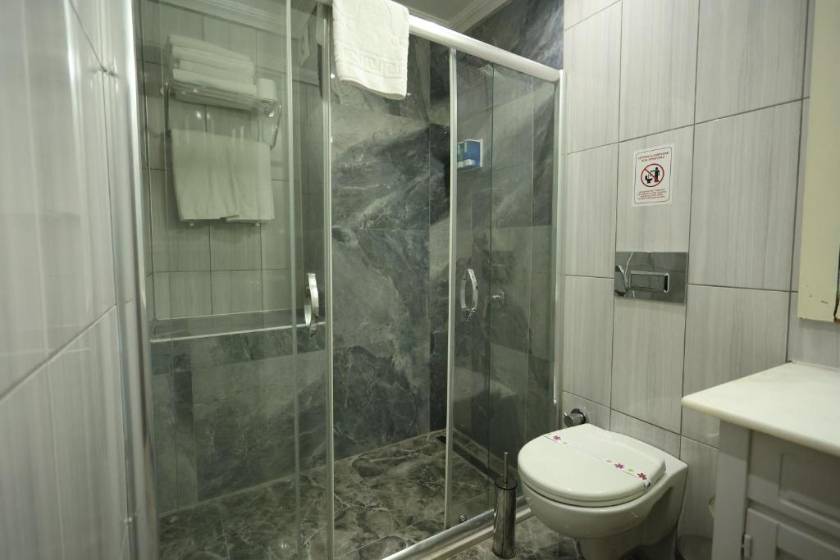 Asmali Hotel - Basement Double