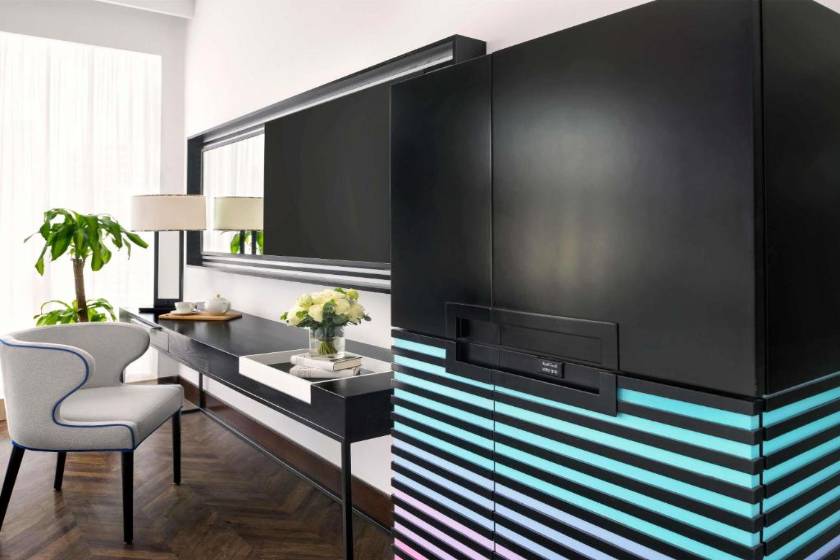 Pullman Dubai Downtown - Deluxe King Room with Canal View