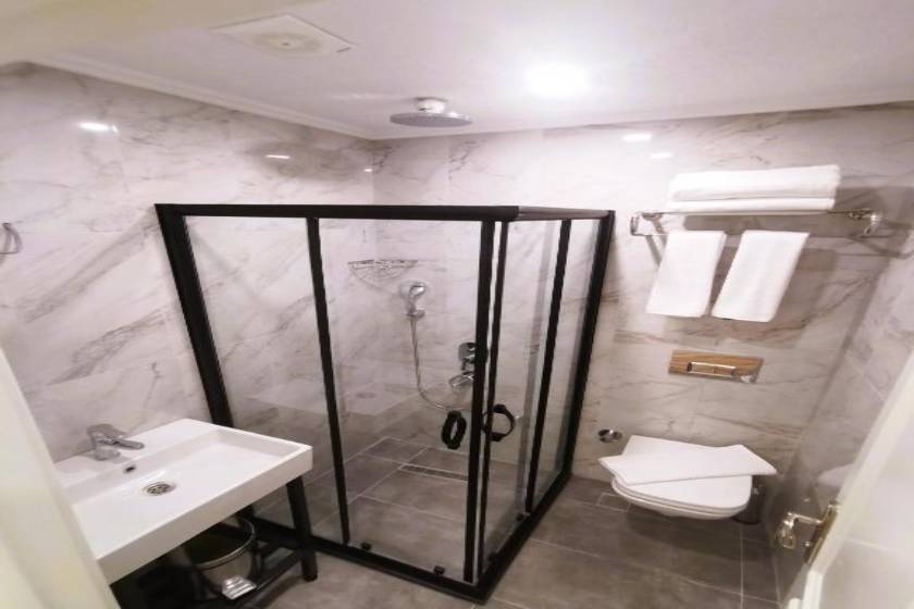 Luxx Garden Hotel - Deluxe Room