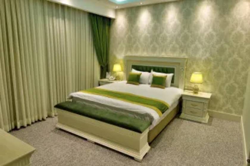 هتل ارگ جدید یزد - سوئیت یک خوابه دو نفره (اقامت با صبحانه)