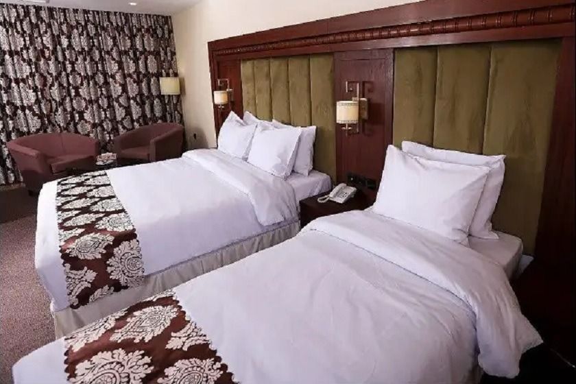 هتل پانوراما کیش - اتاق لوکس سه تخته