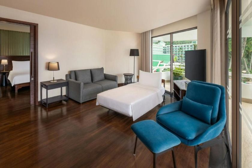 Le Meridien Phuket Beach Resort  Phuket - Deluxe Suite, 1 Bedroom Suite, Oceanfront, Balcony