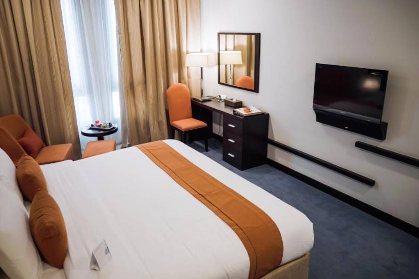 City Seasons Hotel & Suites Muscat - Family Suite