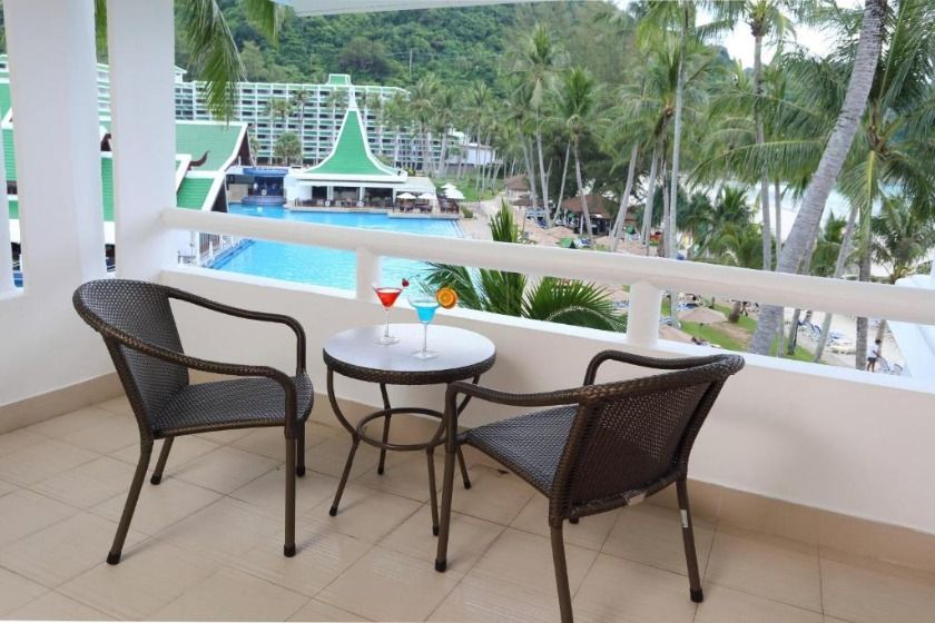 Le Meridien Phuket Beach Resort  Phuket - Deluxe Pool View, Guest room, 2 Twin/Single Bed(s), Balcony
