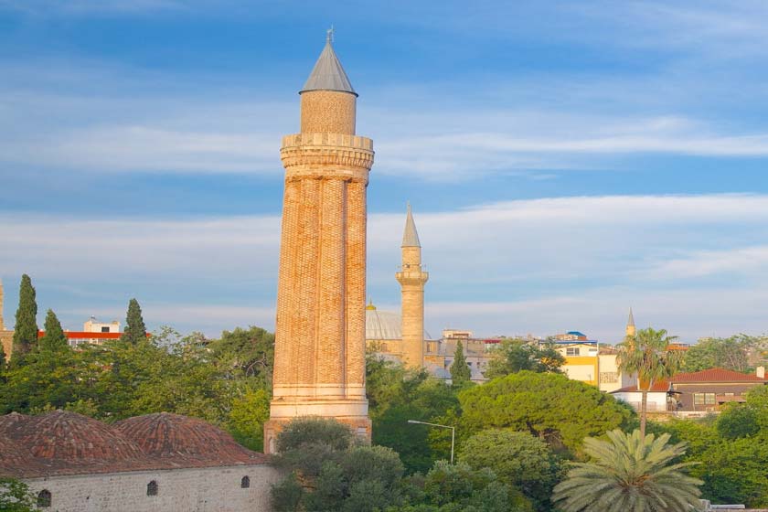 علت نام‌گذاری مسجد ییولی آنتالیا