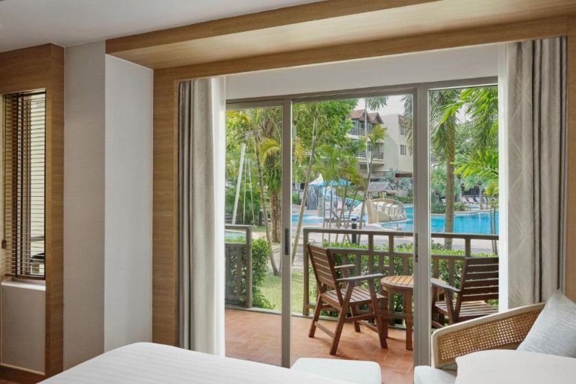 Phuket Marriott Resort & Spa Merlin Beach Phuket - Larger Guest room, 2 Doubles, Pool view, Terrace