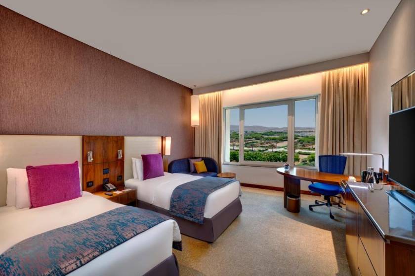 Crowne Plaza Muscat OCEC by IHG - Standard Room