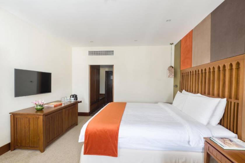 Al Falaj Hotel - Family Room