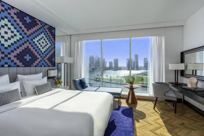 Pullman Dubai Downtown - Deluxe King Room with Canal View