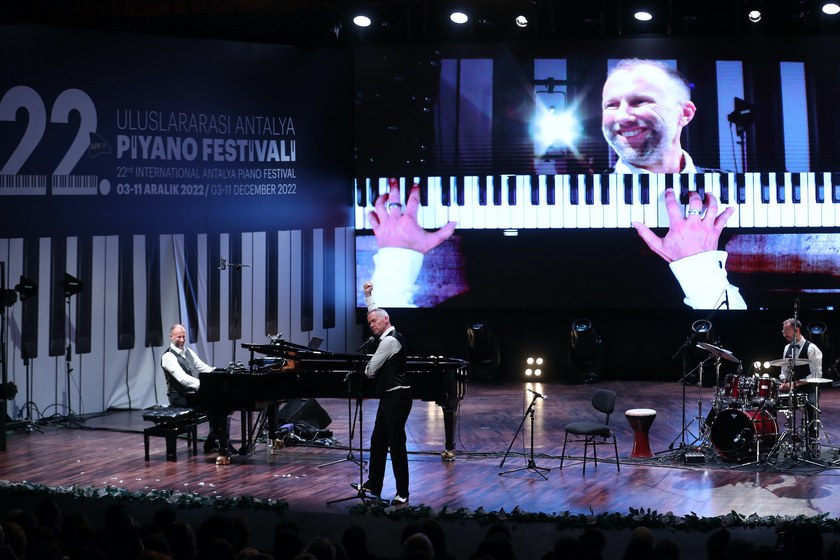 جشنواره بین المللی پیانو آنتالیا