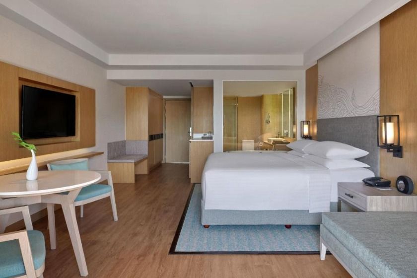 Phuket Marriott Resort & Spa Merlin Beach Phuket - Larger Guest room, 1 King