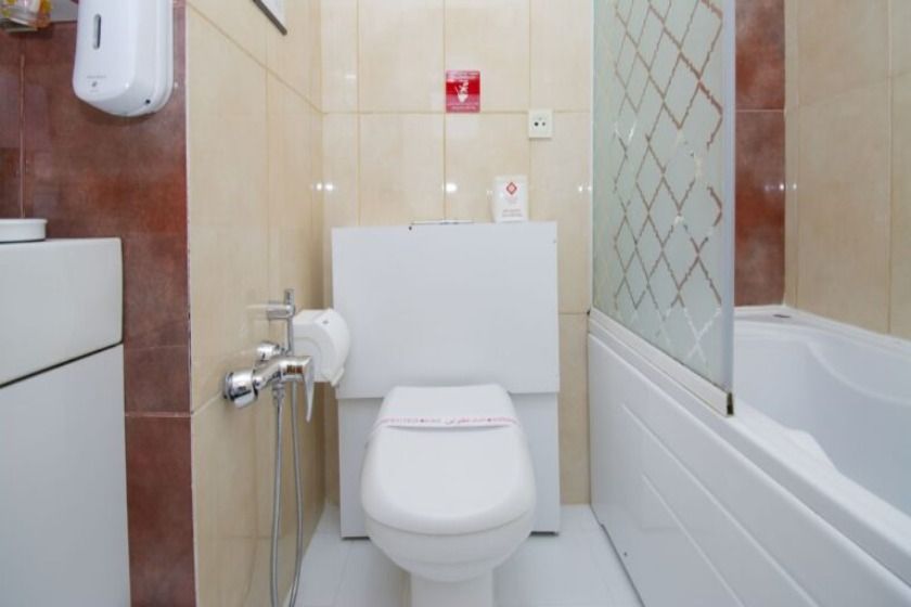 هتل الیزه شیراز - اتاق دو تخته جدا از هم تراس دار