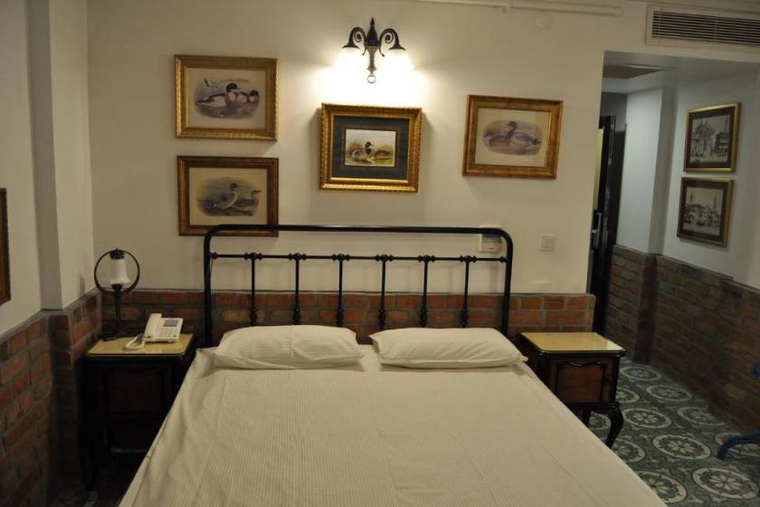 Villa Pera Suite Hotel - Antique Economy Double