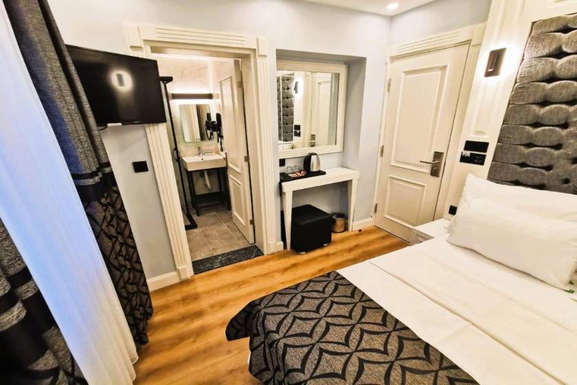 Luxx Garden Hotel - Budget Double Room