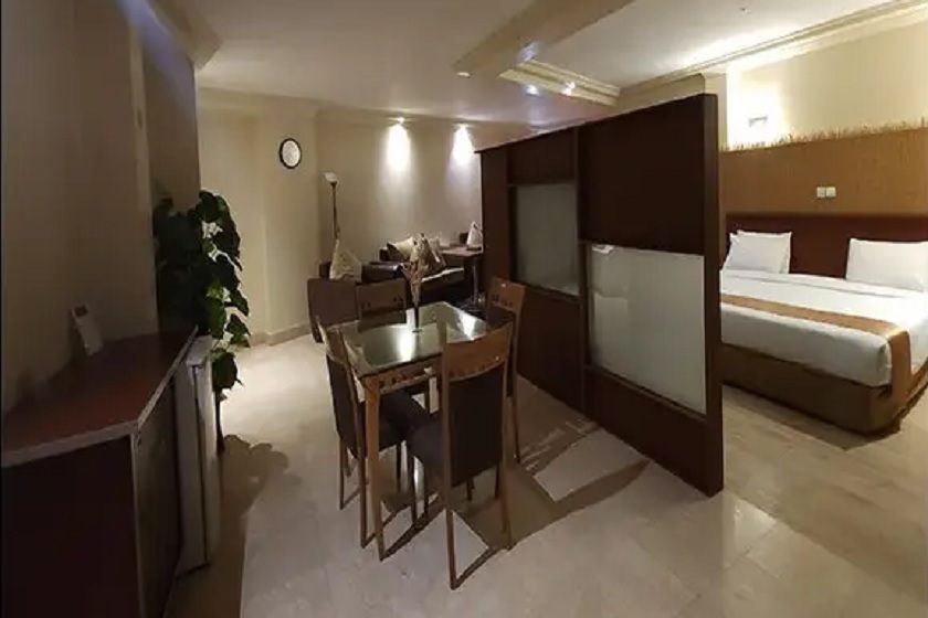 هتل پیروزی اصفهان - سوئیت یک خوابه دو نفره رویال