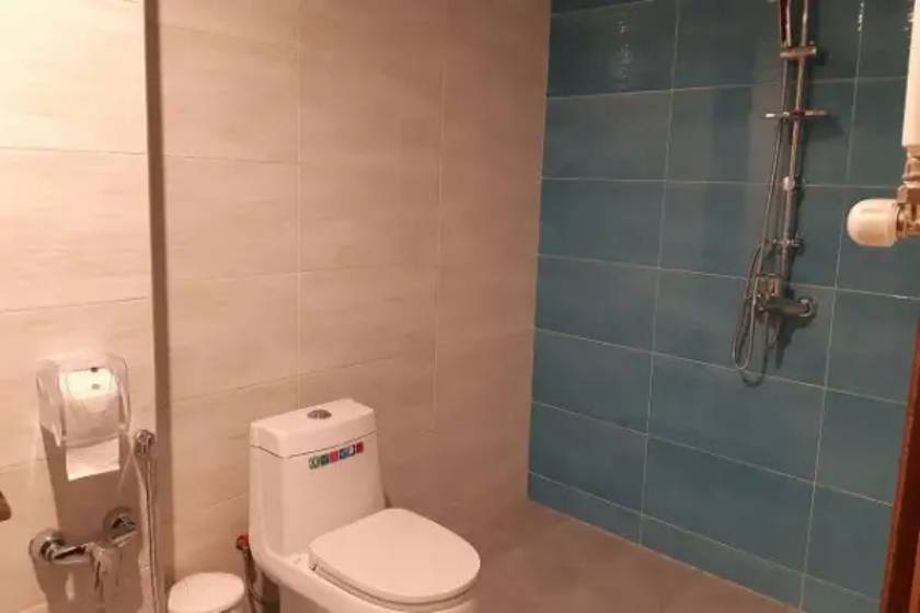 هتل شهرزاد لاهیجان - سوئیت پنج تخته رویال فمیلی