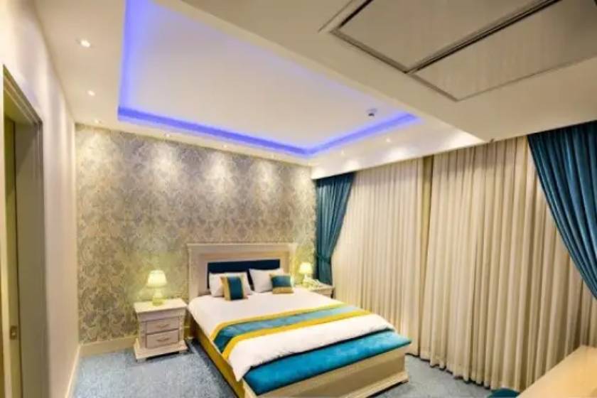 هتل ارگ جدید یزد - سوئیت یک خوابه دو نفره (اقامت با صبحانه)