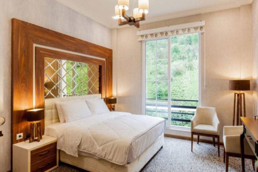 هتل رسپینا لاهیجان - سوئیت یک خوابه دو تخته جونیور رو به کوه