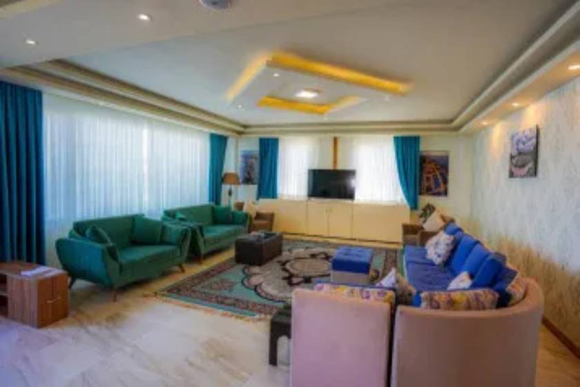 هتل ابریشمی لاهیجان - سوئیت دو خوابه چهار تخته رویال