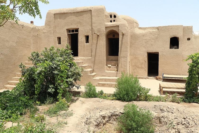 صدور مجوز بهره‌برداری بوم‌گردی «خانه مغاری‌ها» در «دمزآباد» ورامین