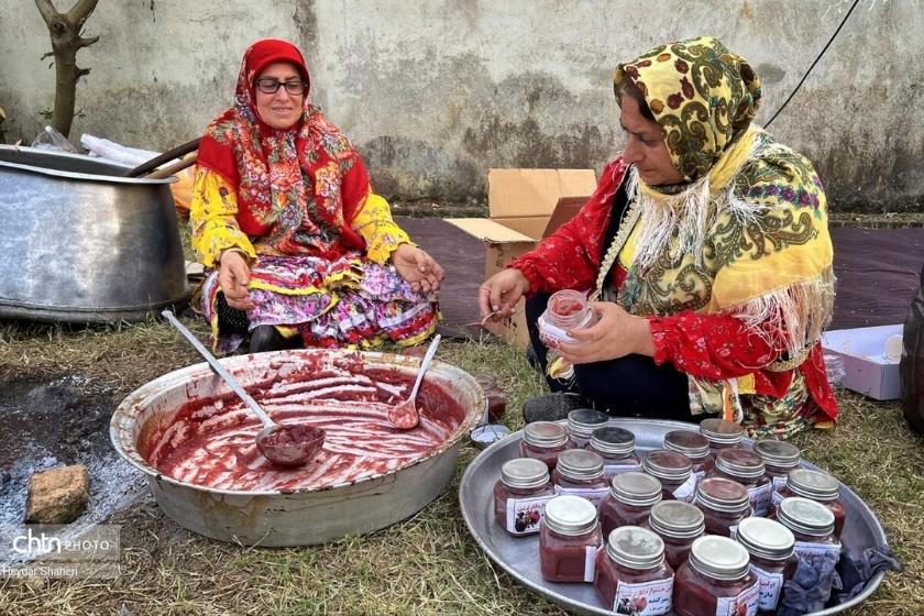 برگزاری جشنواره «انار ترشی» روستای دازمیرکنده ساری در تاریخ ۲۳ و ۲۵ مهر