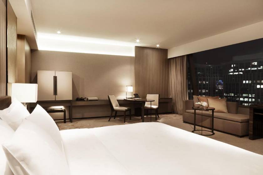 The Okura Prestige Bangkok - Premier Club – Club Lounge access