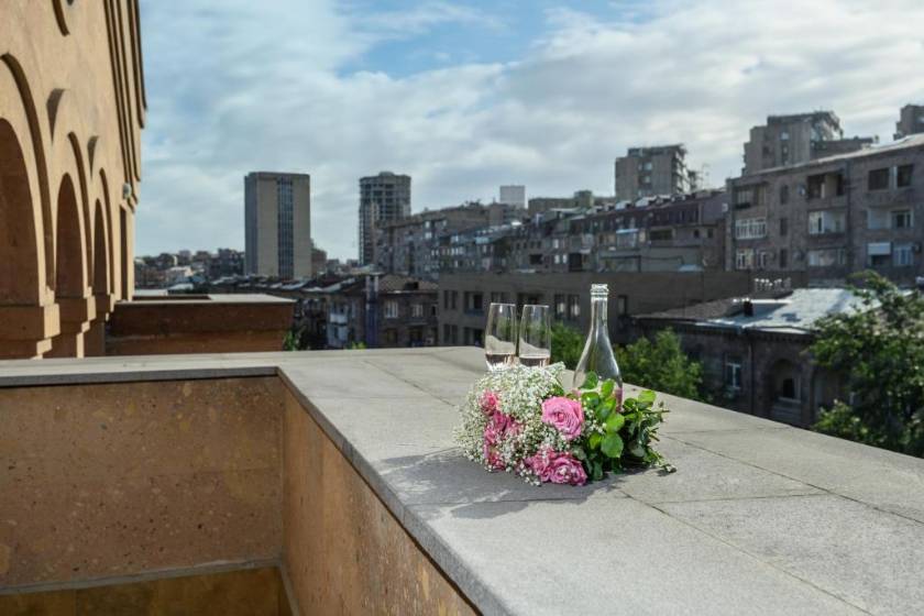 Royal Plaza by Stellar Hotels, Yerevan - Deluxe Double or Twin Room with Balcony