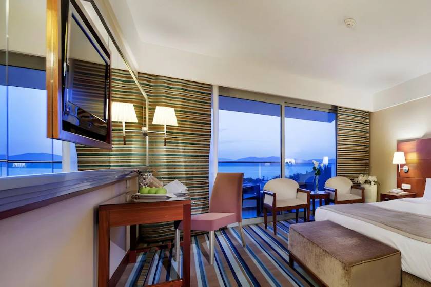 Pine Bay Holiday Resort - Superior Sea View Room + 1 Child