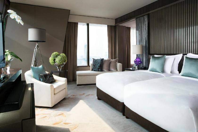The Okura Prestige Bangkok - Deluxe Corner Twin room with panoramic view