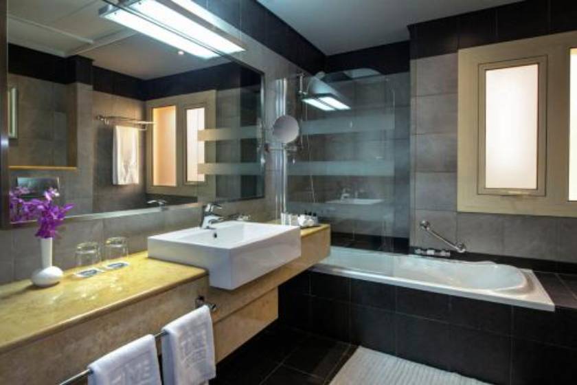 Time Grand Plaza Hotel Dubai Airport - Deluxe Family Suite