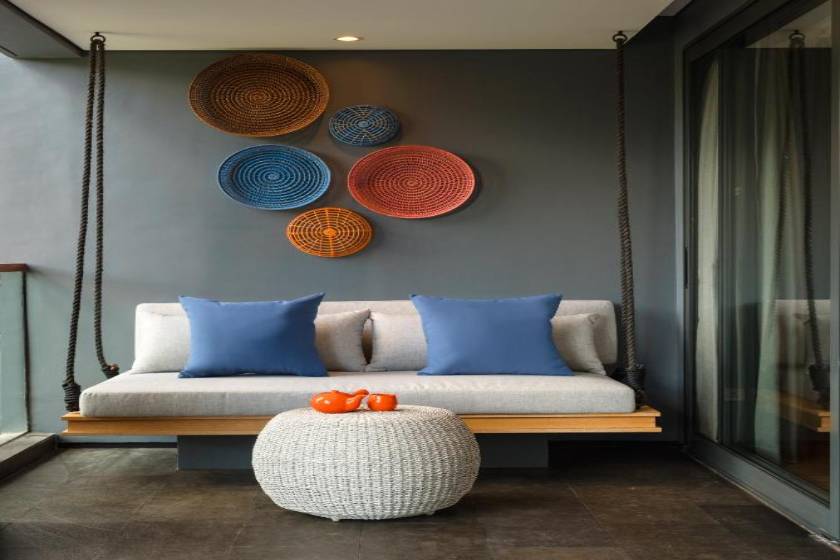 Hotel Indigo Bali Seminyak Beach, an IHG Hotel - King Suite with Partial Ocean View