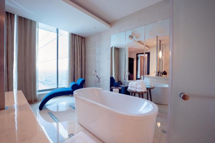 The H Dubai - Sky Suite