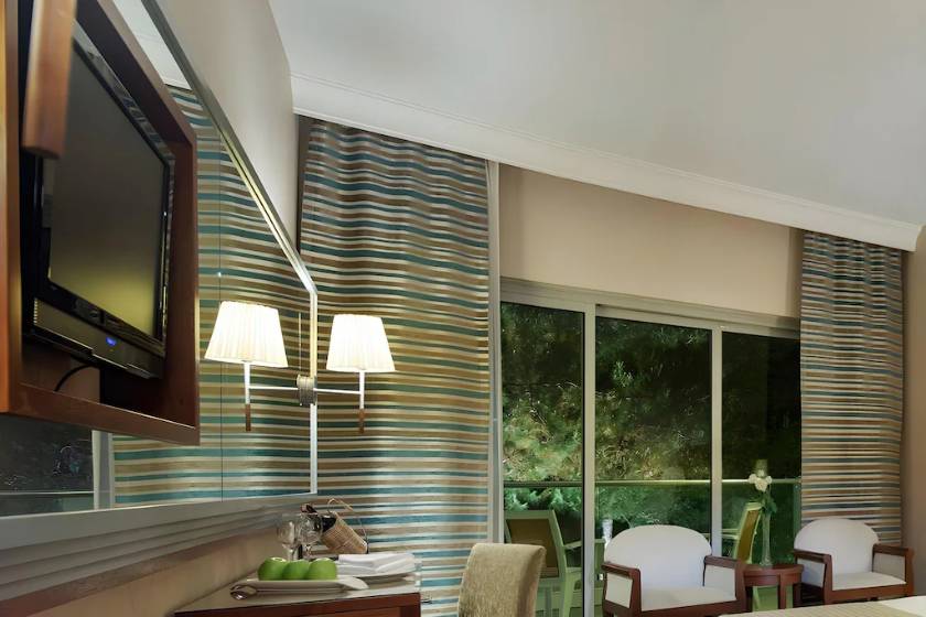 Pine Bay Holiday Resort - Standard Room with Land View + 1 Child