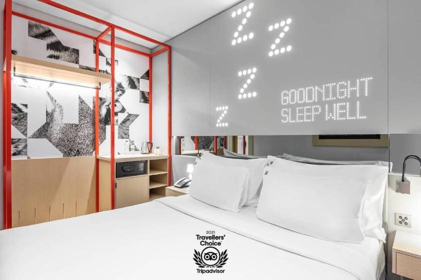 Studio M Arabian Plaza Hotel & Hotel Apartments - Urban King Room Pool View - with complimentary Shuttle Service to the Beach and Deira City Center