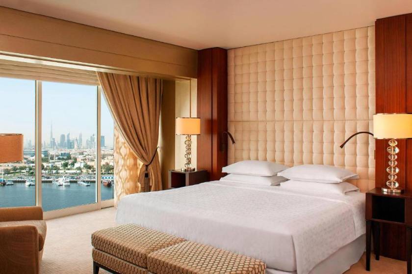 Sheraton Dubai Creek Hotel & Towers - Junior Suite, Club lounge access, Suite, 1 King, Creek view