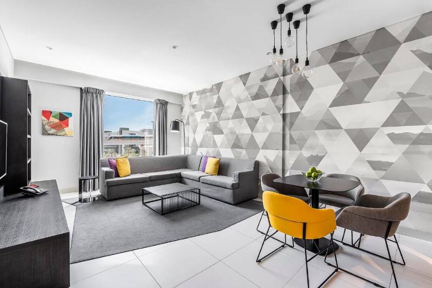 Studio M Arabian Plaza Hotel & Hotel Apartments - Urban One Bedroom Apartment - with complimentary Shuttle Service to the Beach and Deira City Center
