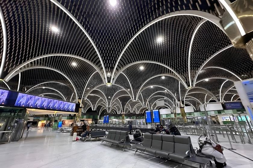 توقف پروازهای فرودگاه بغداد